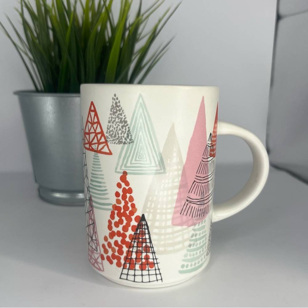 Starbucks Holiday 2017 Christmas‎ Tree Coffee/Tea Mug 12oz Ceramic Collectable - Picture 3 of 6